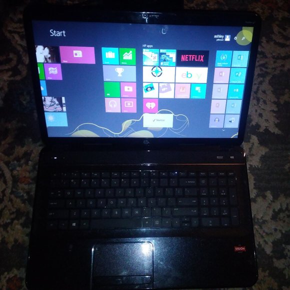 Hp Pavilion G7 Amd A8 4500m Radeon Graphics 1.90 Ghz 4gb 640gb 17.3" - Picture 1 of 2
